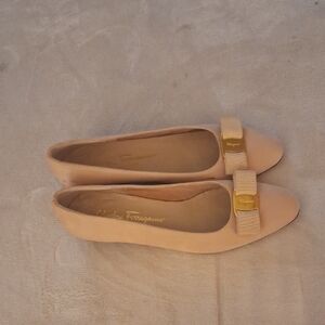 Salvatore Ferragamo Women's Pink Flats